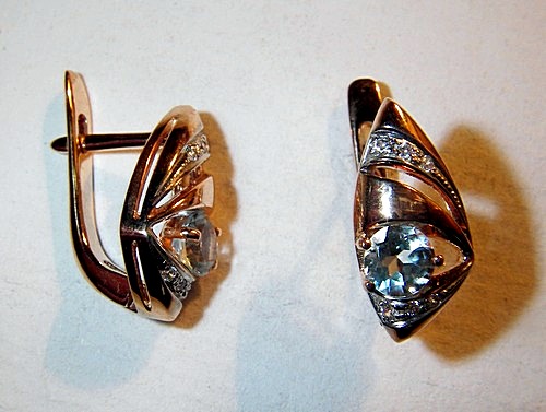 Серьги золотые с прозрачными камнями С-120